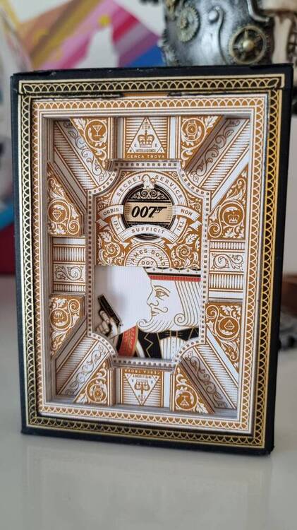 Jeu Découpé sur James BOND 007 Jo (15).jpg