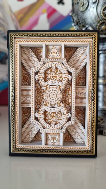 Jeu Découpé sur James BOND 007 Jo (1).jpg