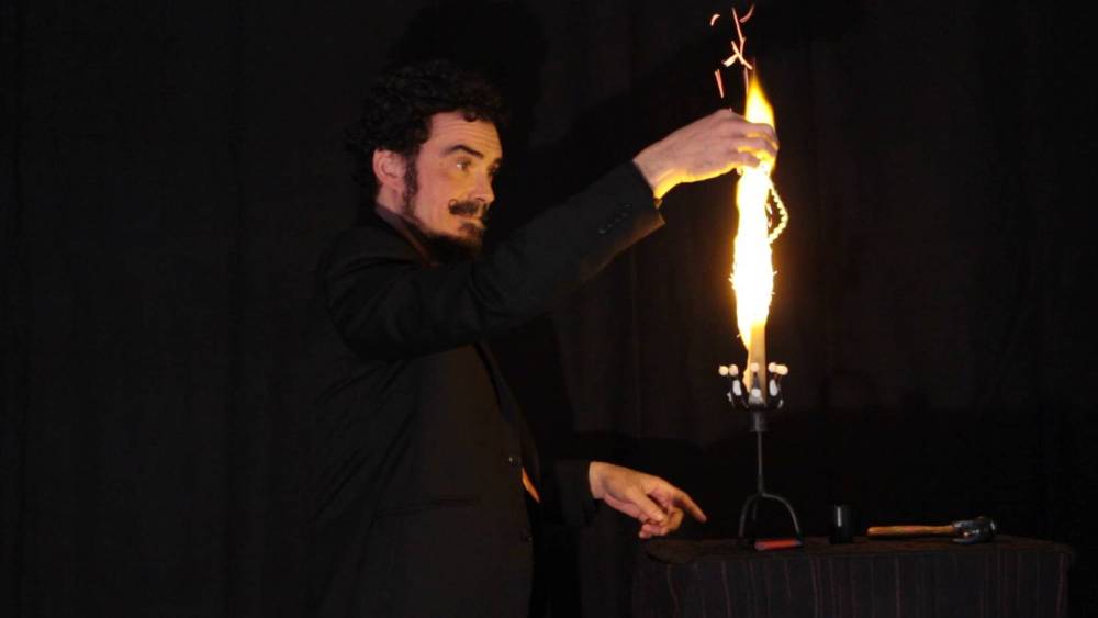 Magic Moustache - Adulte 3.jpg