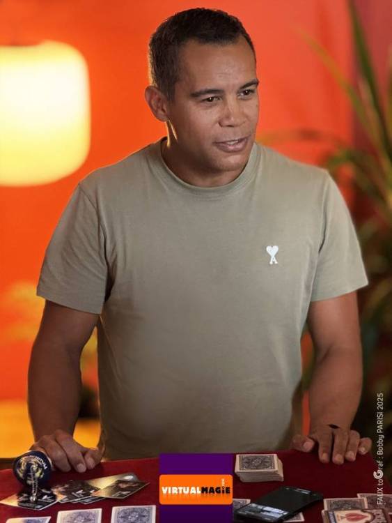 Conférence de Taha MANSOUR 200925 Photo de Bobby PARISI 1.jpg